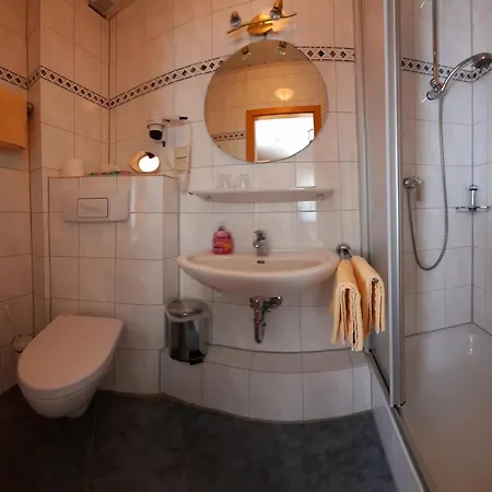 Schäferhaus 3*